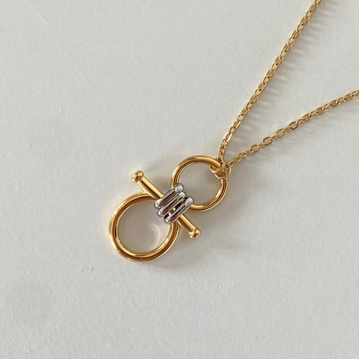 ILIA GOLD AND SILVER NECKLACE