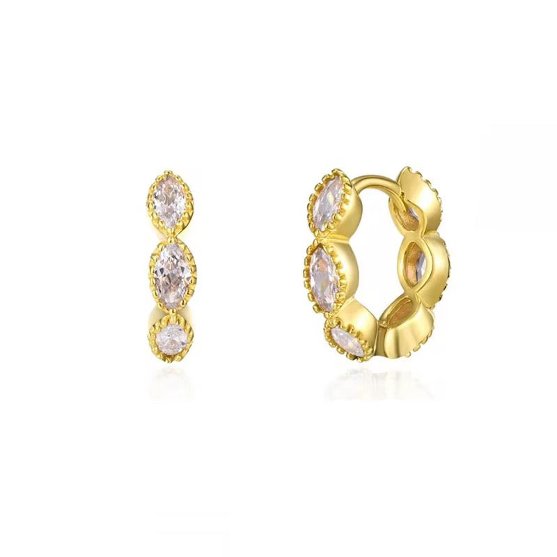 XAVIA GOLD WHITE EARRINGS