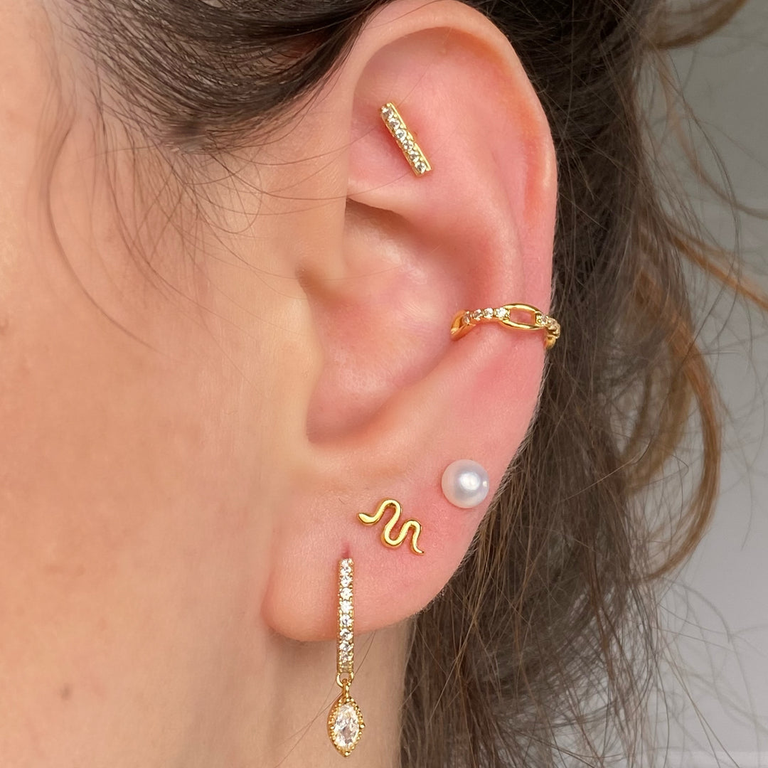 CECILIA GOLD WHITE EARRINGS