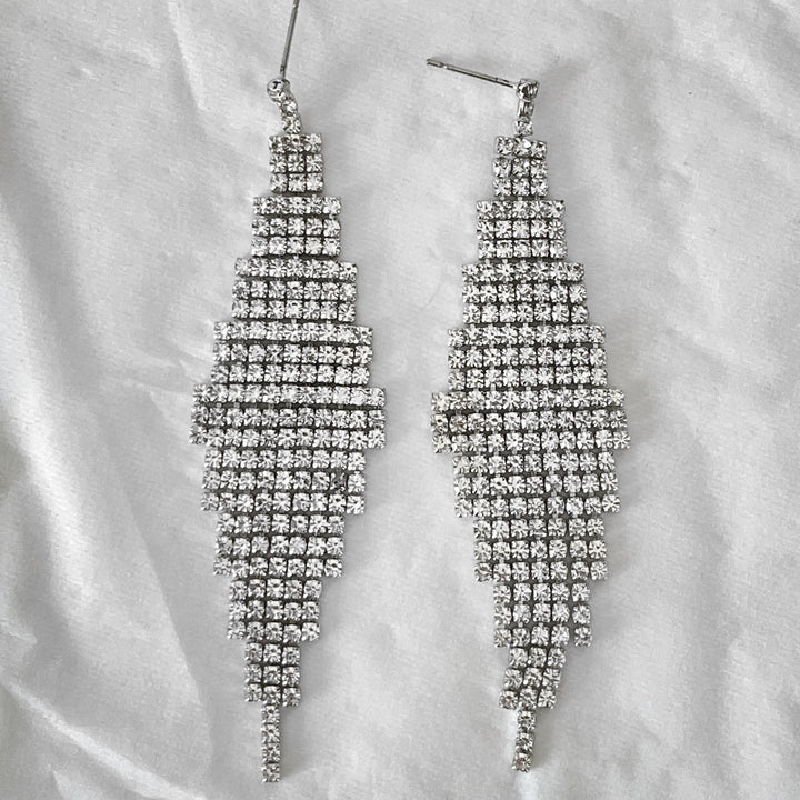 BRIANNA SILVER WHITE EARRINGS