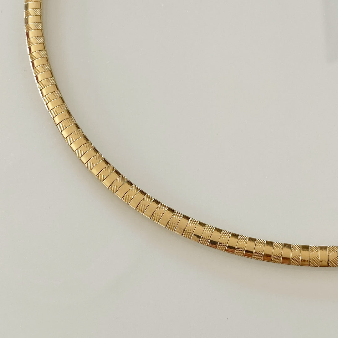 ABBY GOLD NECKLACE
