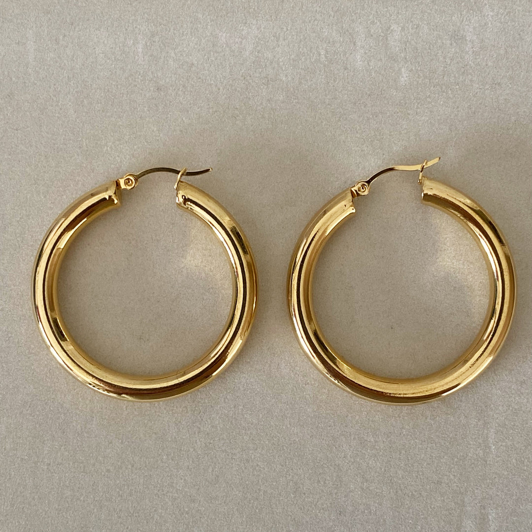 KATE GOLD MEDIUM EARRINGS
