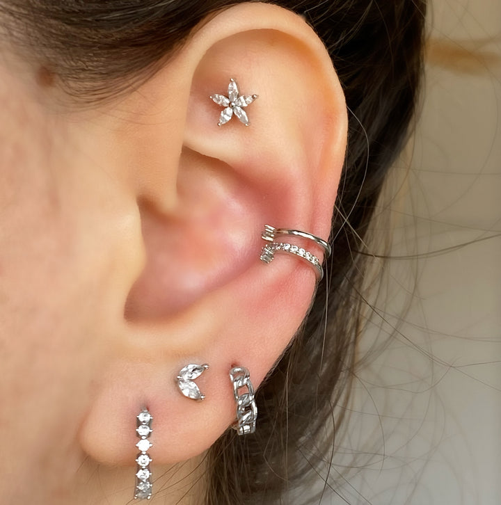 FLOR SILVER WHITE PIERCING