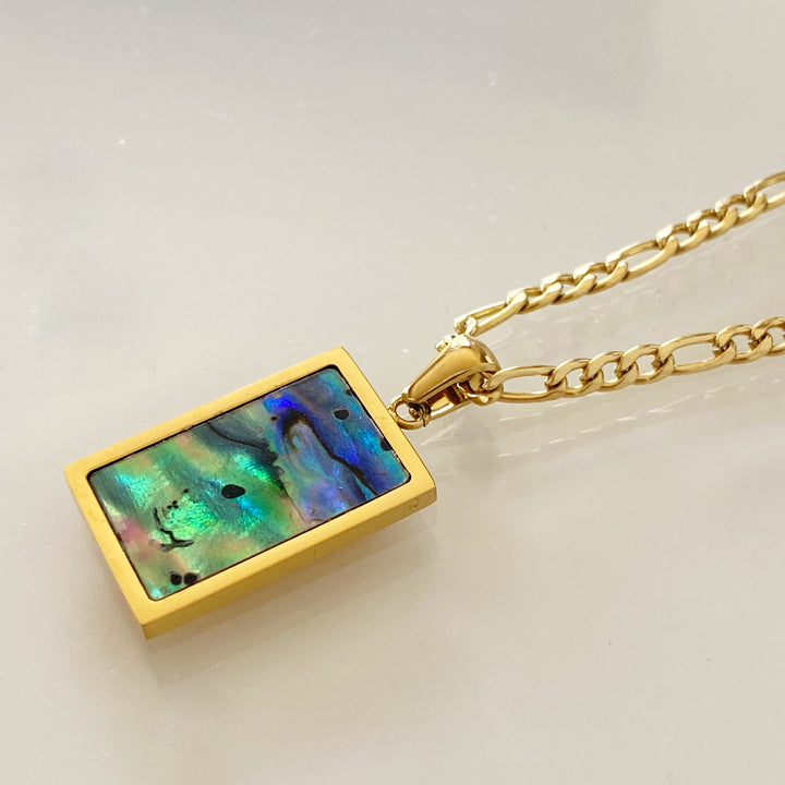 IRIA MARBLE NECKLACE