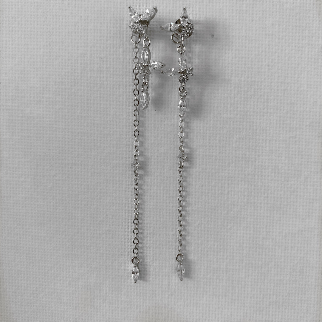 CLARA SILVER WHITE EARRINGS
