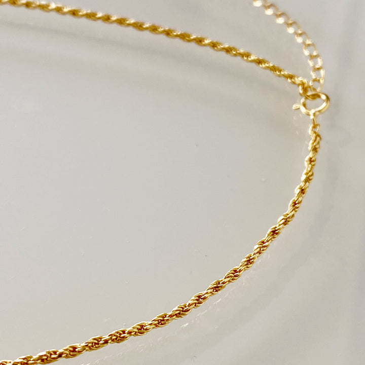 TWIST GOLD NECKLACE