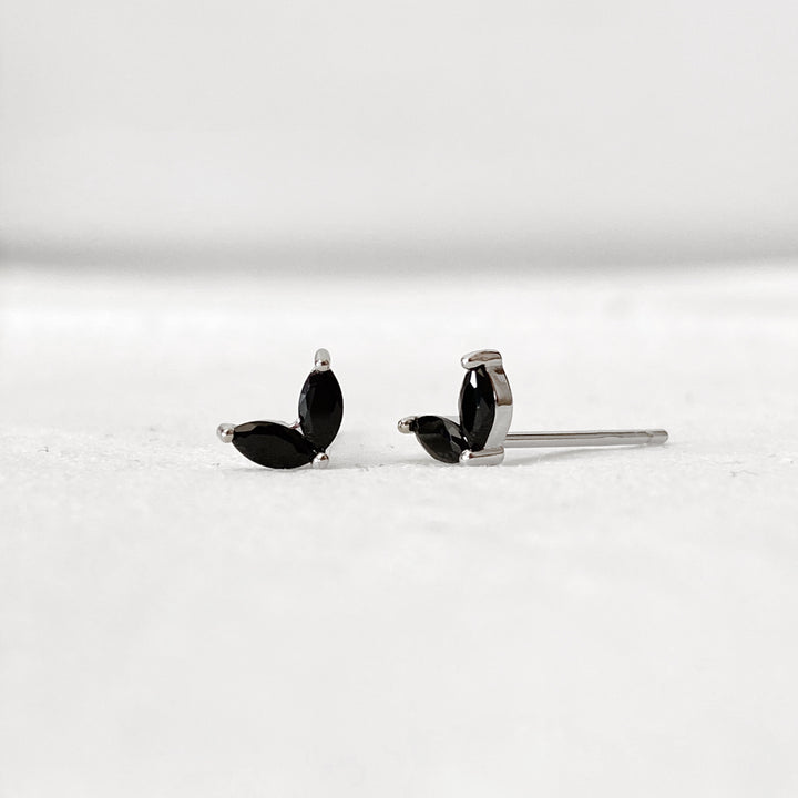 EMMA SILVER BLACK EARRINGS