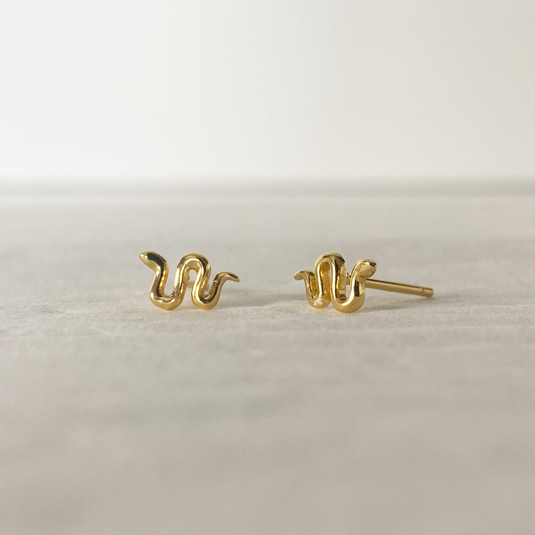 ARA PLAIN GOLD EARRINGS